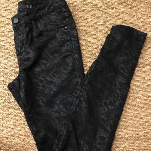 black patterned jeans